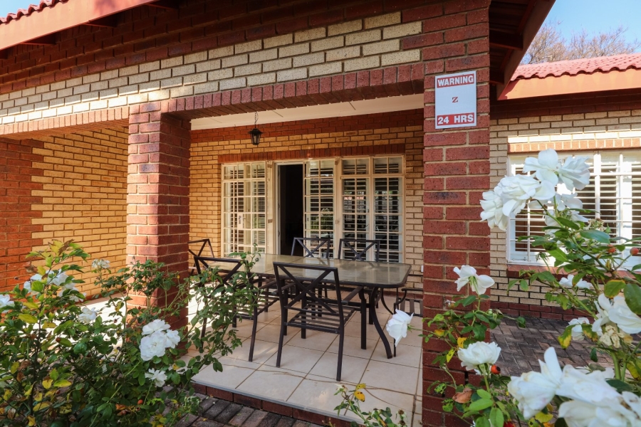 2 Bedroom Property for Sale in Flamwood North West